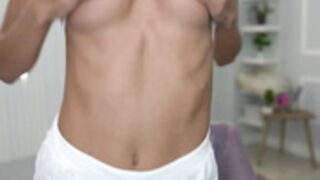Mia_devill nip