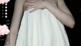 Mxxnsxsul Sexy towel tease  (luna_del_angelies)