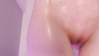 uwuxo ⑫ write dildo oil show 2022 09-03