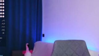 fox_alina naked/dancing