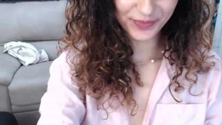 twerkingbaby 2016-11-29 tight pants and round butt
