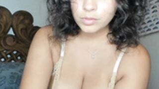 lilbeccaxo         11-Sept-2022-2