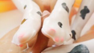 S0NYAVlBE_SlASlBERlA_MFF and Double Cim for the Cows