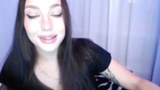 Eevie_moon show naked
