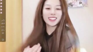 Public Stripcha video _ 公開的場合影片 11