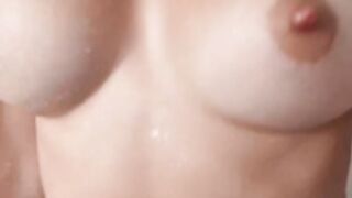 Natalie Roush shower nudes