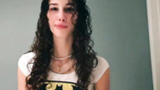 Sydney Vezina TikTok