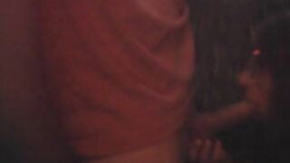 Chupetona haciendo lo suyo