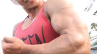 Sh@nn0n C0urtn3y Red Flex