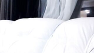 momiamhere 2017-04-09 Part 5