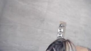 Mia.Middleton shower