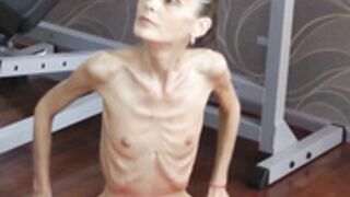 anorexic Denisa v5K8b