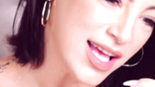 adriana-pink_2022-08-17