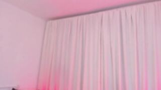 VIP Stripcha click my Photo _ 門票影片點擊我的頭像 32