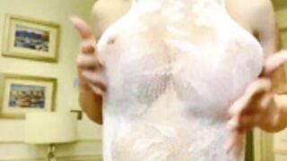 Alona Love OF tits preview