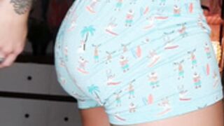 SWG little booty shake