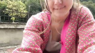 girl cams in public park