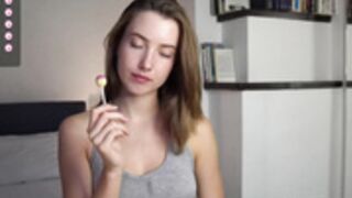 lexipoy lollipop feet flash