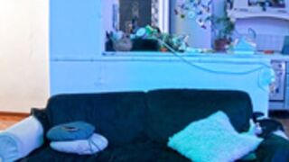 Masha black guest hot dildo bate on sofa