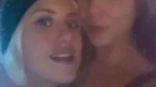 Noemiedufresne fun spa with blondyqueen69