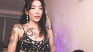 kellyasian tits out 09/17/2022