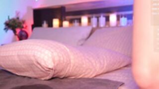 sweetkira555 08.09.2022 show and squirting pt1