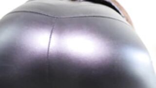 QueenRegina - Leather Ass Worship