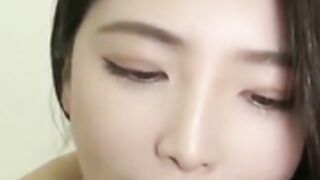 4S shop female sales