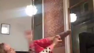 LinTutu poledance practice