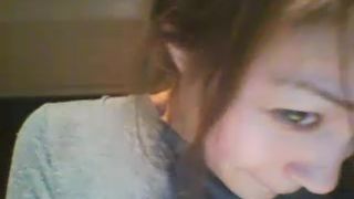 Chechur spreading ass cheeks and showing asshole