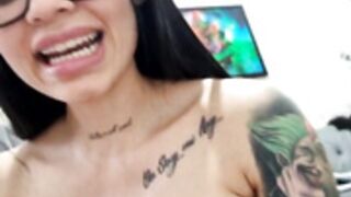 LaraHenao - ANALYZING HER ASS WITH A BLACK DILDO