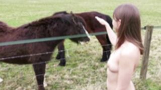 2021 Lily_is_naked