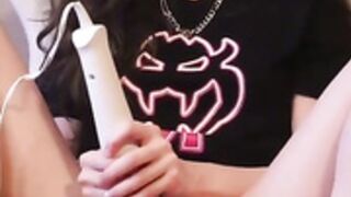 Hannahowo masturbate