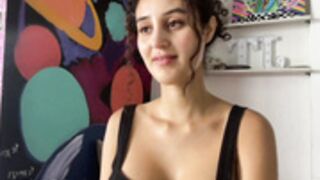 Jenny_taborda show naked 6