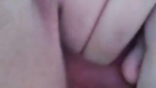 Cami Guzmi masturbandose