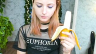 Foxy_aleks banana