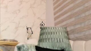 Letizia Fulkers Standing Domi Masturbation