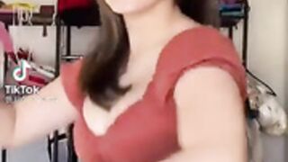 sofia gomez bouncy