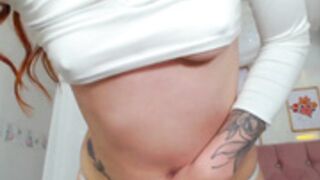 eiza-stone_2022-08-19a