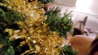 Lily_is_naked:Merry Christmas
