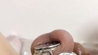 choco_lateP Cums in Chastity