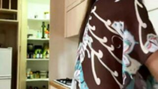 Misslolitapop doing dishes OF