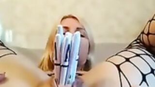 Sindy Rose urethral play