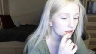 Shyyfox  handbra she needs bigger hands