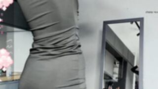 Mxxnsxsul- Luna flashing pussy 1 on 28 Sep 2022