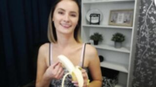 mirella_cam banana show