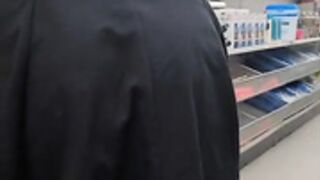 Exploringeve flashing in store