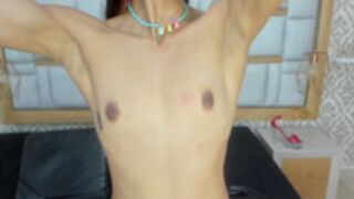 WEBCAM MUSCLE GIRL2