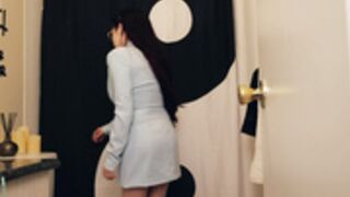 Tessa in the shower 2