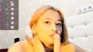 1ove_me_again Sensual Blowjob